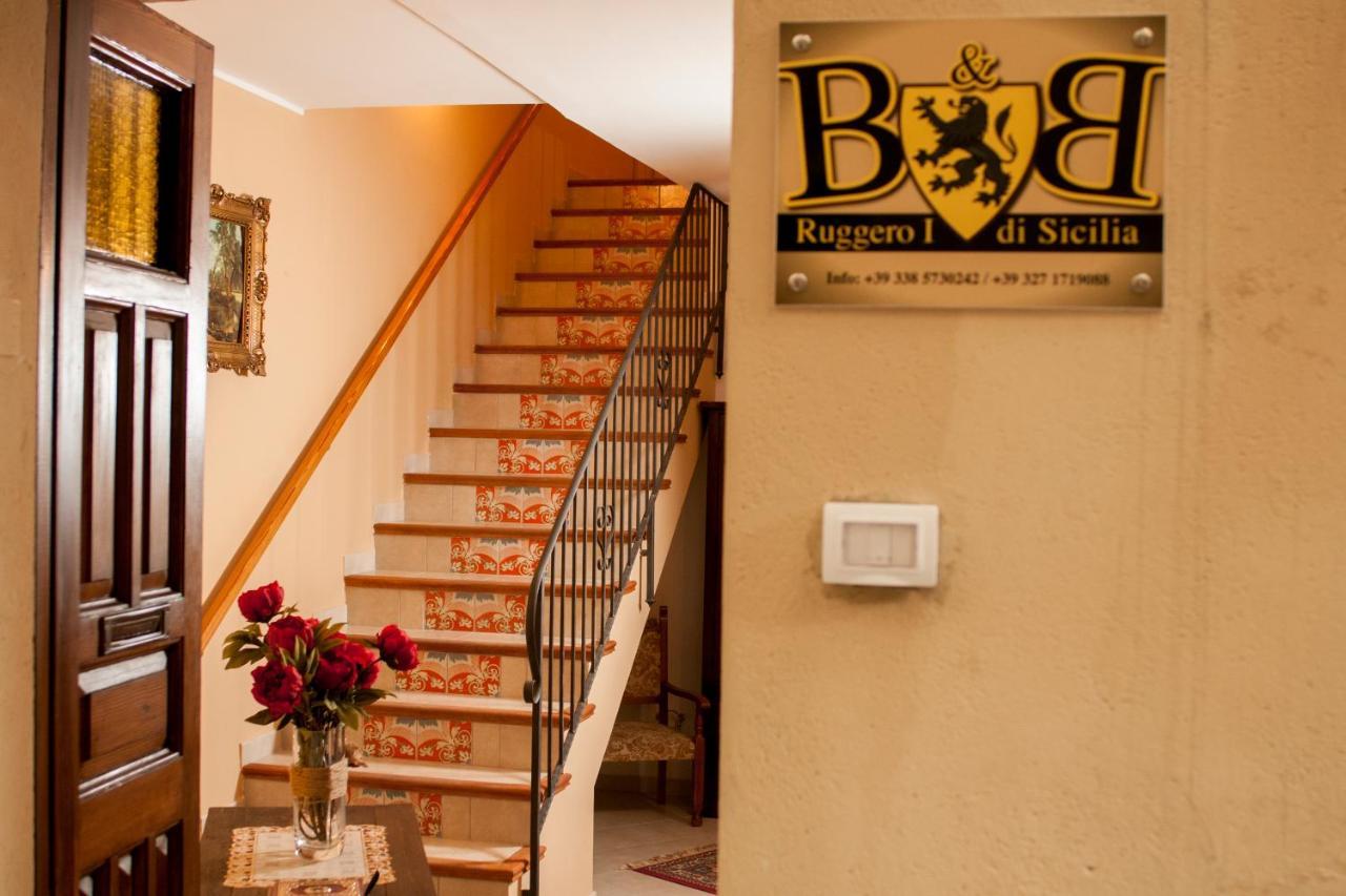 B&B Ruggero I Di Sicilia เปียซซา อาร์เมรีนา ภายนอก รูปภาพ