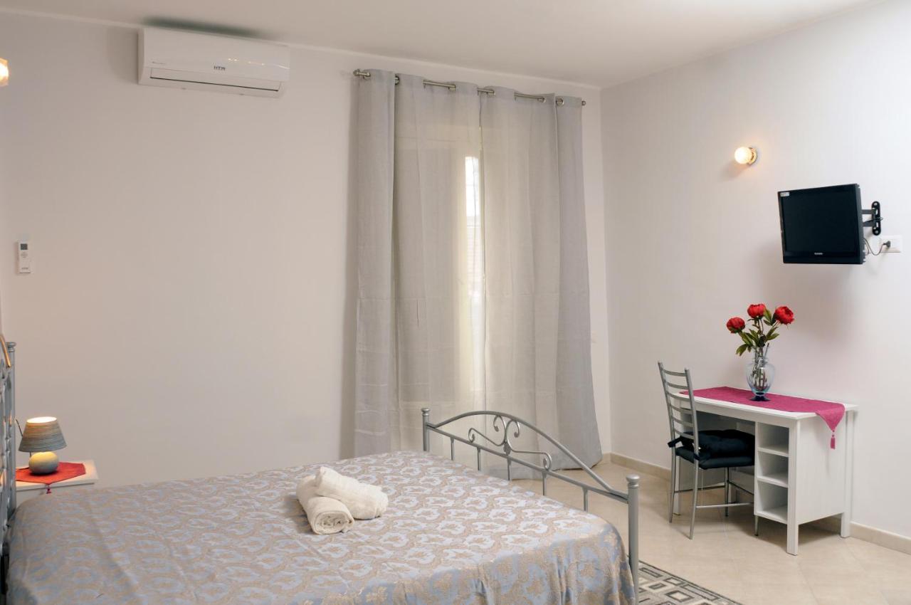 B&B Ruggero I Di Sicilia เปียซซา อาร์เมรีนา ภายนอก รูปภาพ