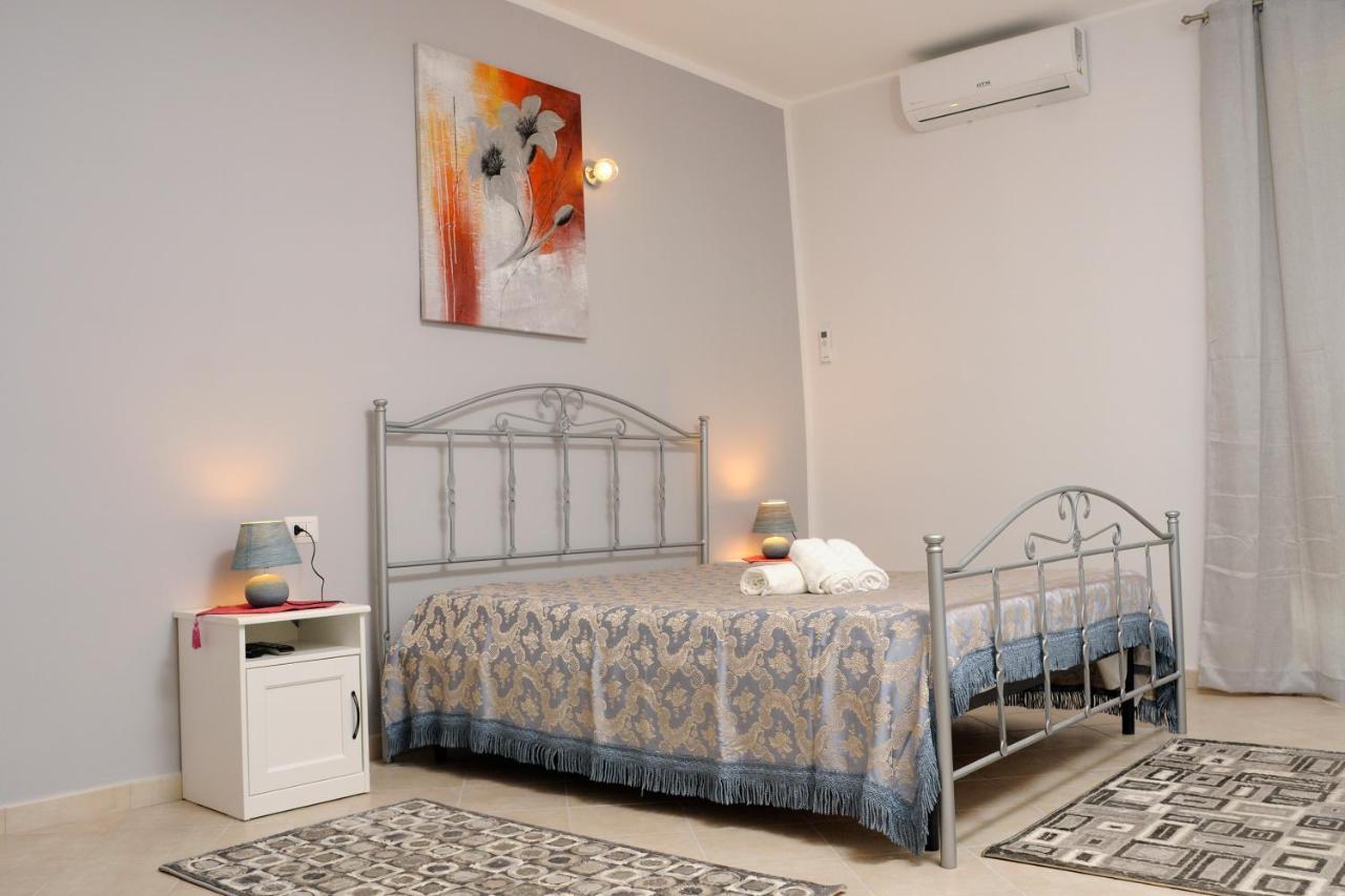 B&B Ruggero I Di Sicilia เปียซซา อาร์เมรีนา ภายนอก รูปภาพ