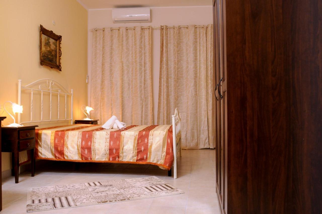 B&B Ruggero I Di Sicilia เปียซซา อาร์เมรีนา ภายนอก รูปภาพ